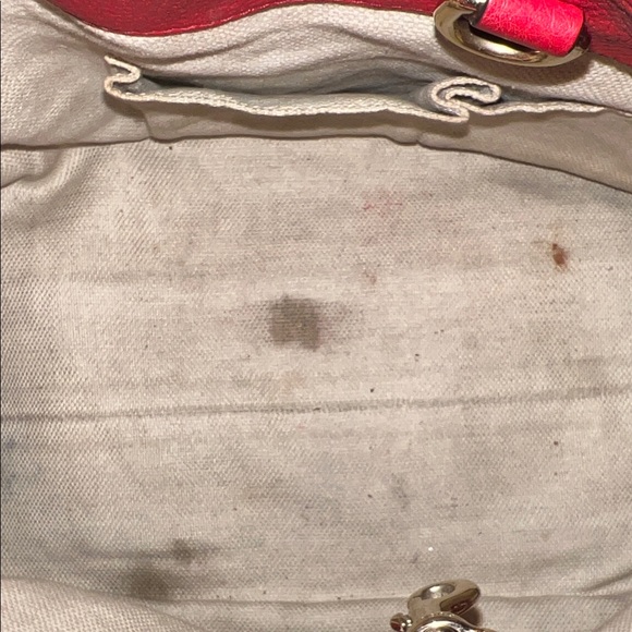 YOU ARE LOOKING AT A TOTAL UNICORN 🦄 Gucci Soho Working Tote in Rare Red Alert 🔴 - Picture 9 of 9